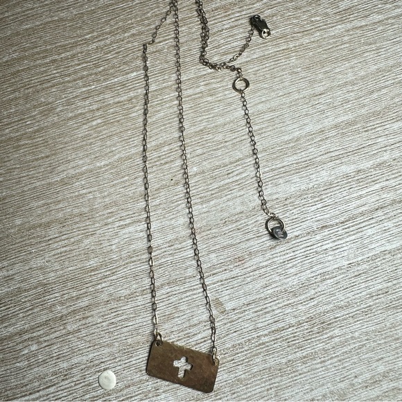 Gold filled Cross Pendant Necklace - Picture 1 of 6